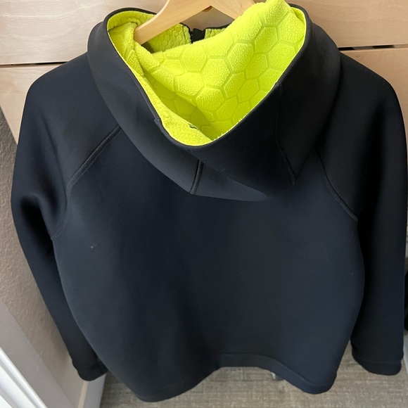 Nike Performance Jacket - Picture 2 of 2